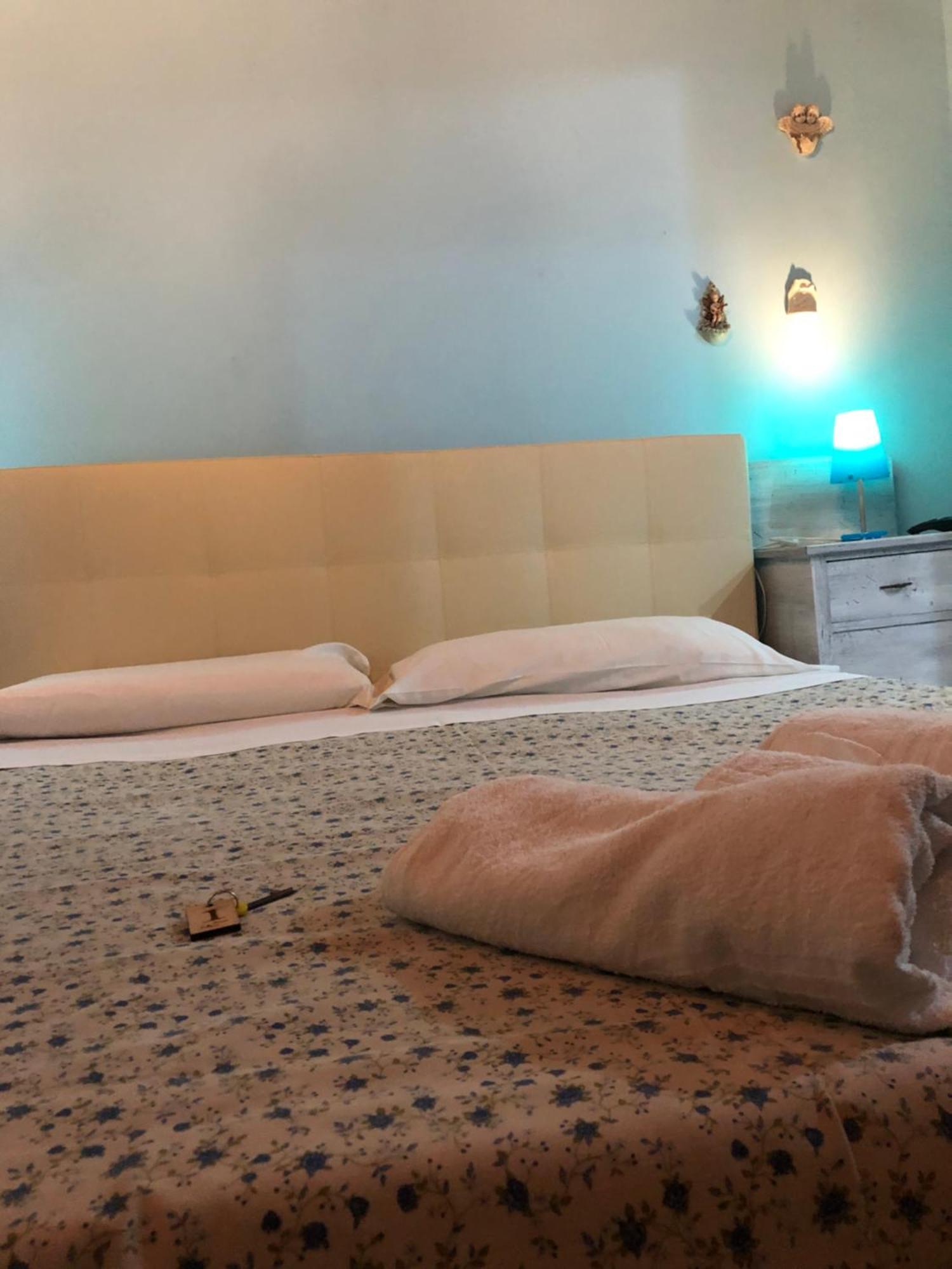B&B Xenia Mongiove Ngoại thất bức ảnh